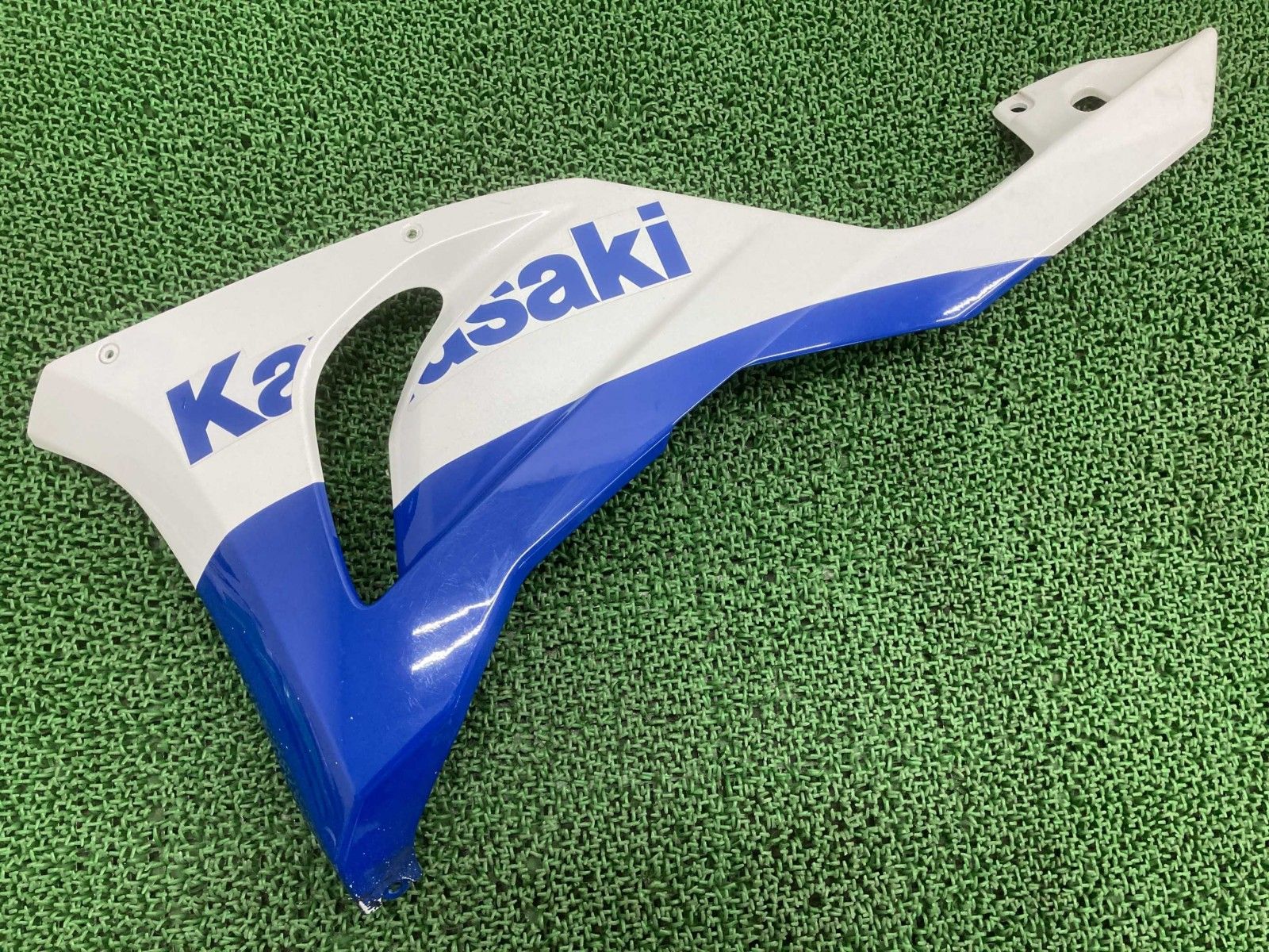 ZX 6 R アンダーカウル 左 パール 青 55028 0850 カワサキ バイク 部品 636 J サイドカウル 40ｔｈ Ay
