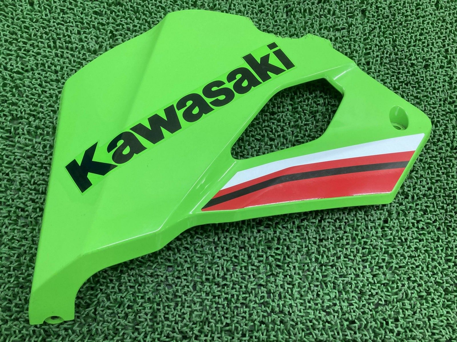 ZX 25 R アンダーカウル 左 緑 55028 0734 カワサキ バイク 部品 250 E ペイント素材に 割れ欠け無し 品薄 Sm