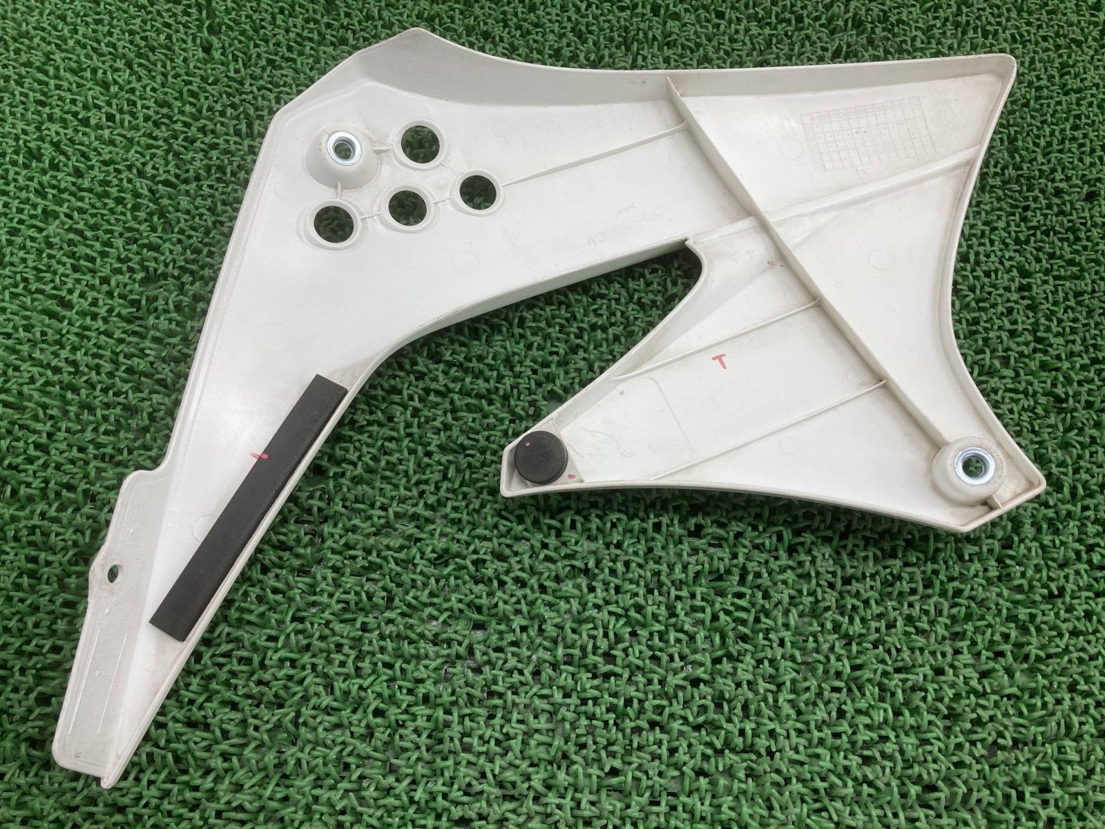 Dトラッカー125 シュラウド 左 白 49089-0084 カワサキ 純正 バイク