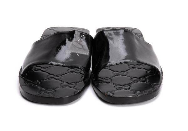 また大幅お値下げ！⭐︎美品GUCCI グッチ サンダル ブラック エナメルレザー グッチGUCCI エナメルGGロゴサンダル 黒36（23位） - メルカリ