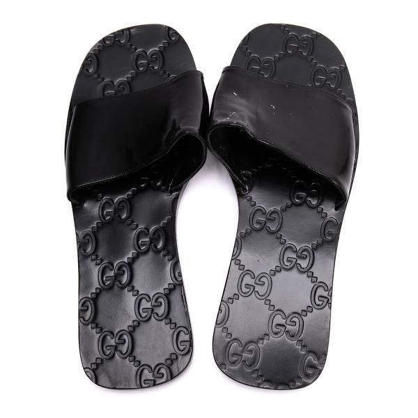 グッチGUCCI エナメルGGロゴサンダル 黒36（23位） - メルカリ