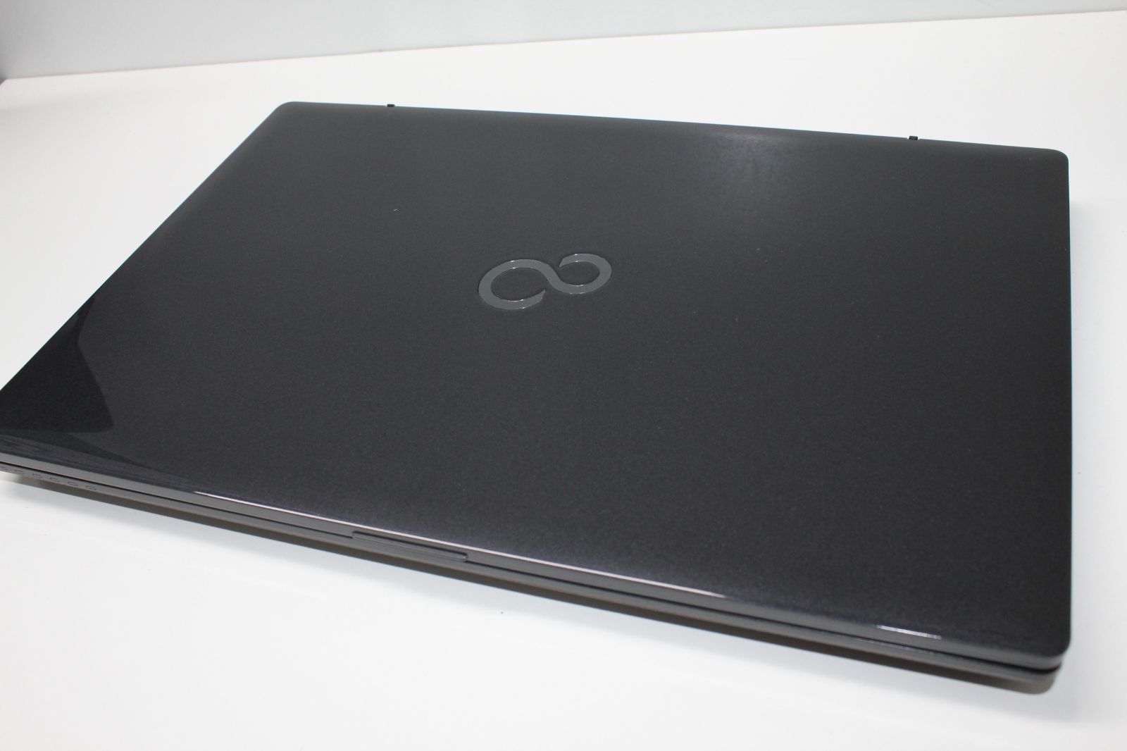 ノートPC 富士通 AHシリーズ Intel Core i 7 メモリ8 GB