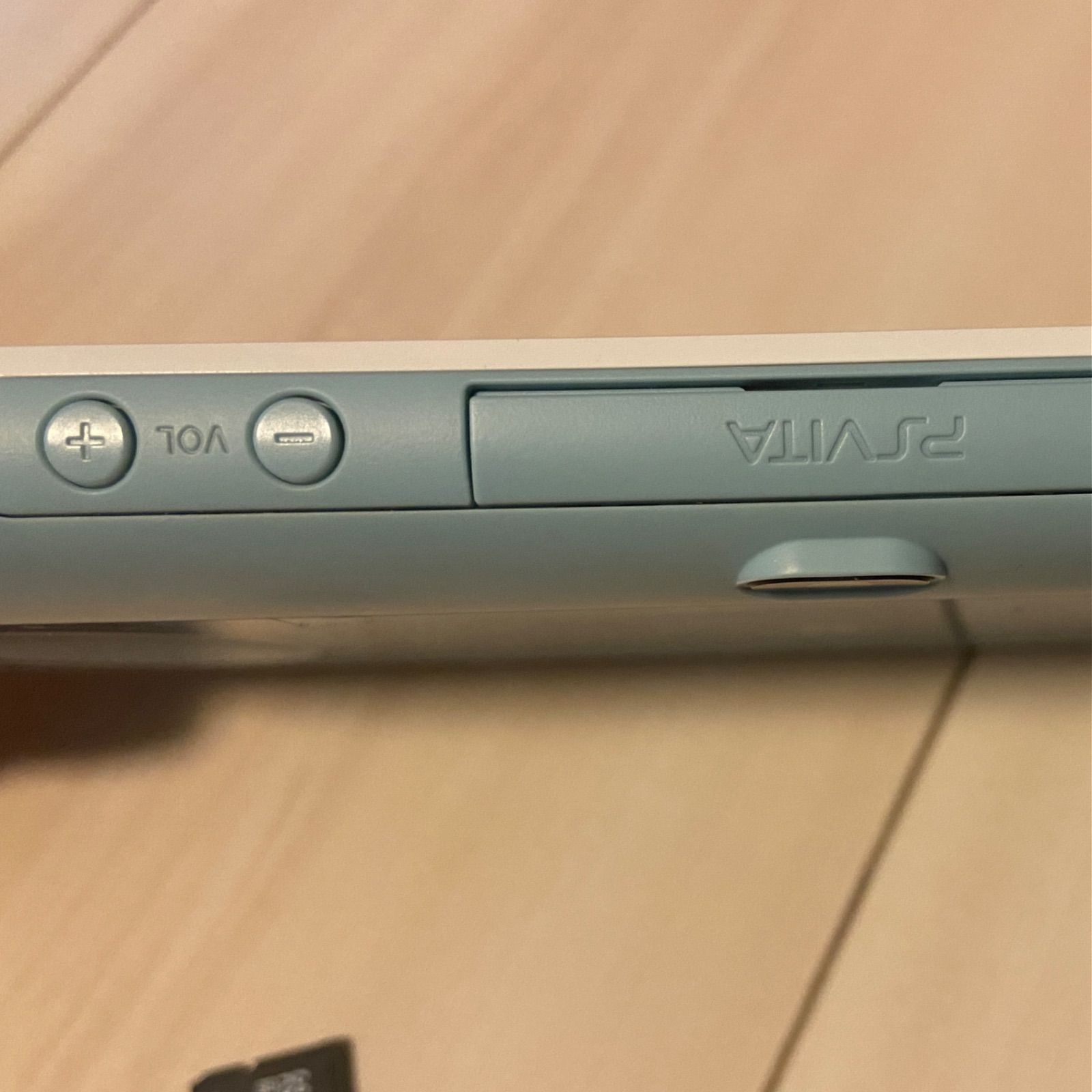  PSVita PCH 2000 ライトブルー ホワイト 32 GB 水色 本体 PS Vita(ヴィータ)