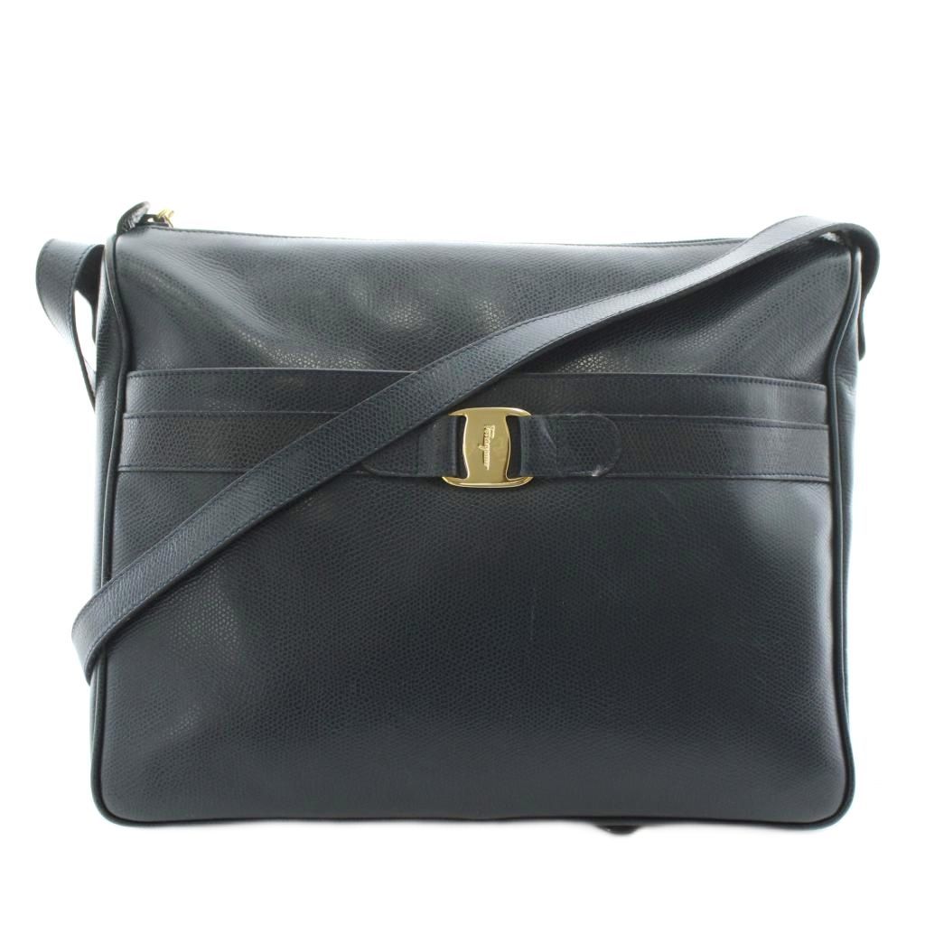 【中古】サルヴァトーレフェラガモ Salvatore Ferragamo ヴァラ ショルダーバッグ レザー 紺 ネイビー L217073 サルヴァトーレフェラガモ Salvatore Ferragamo ヴァラ ショルダー