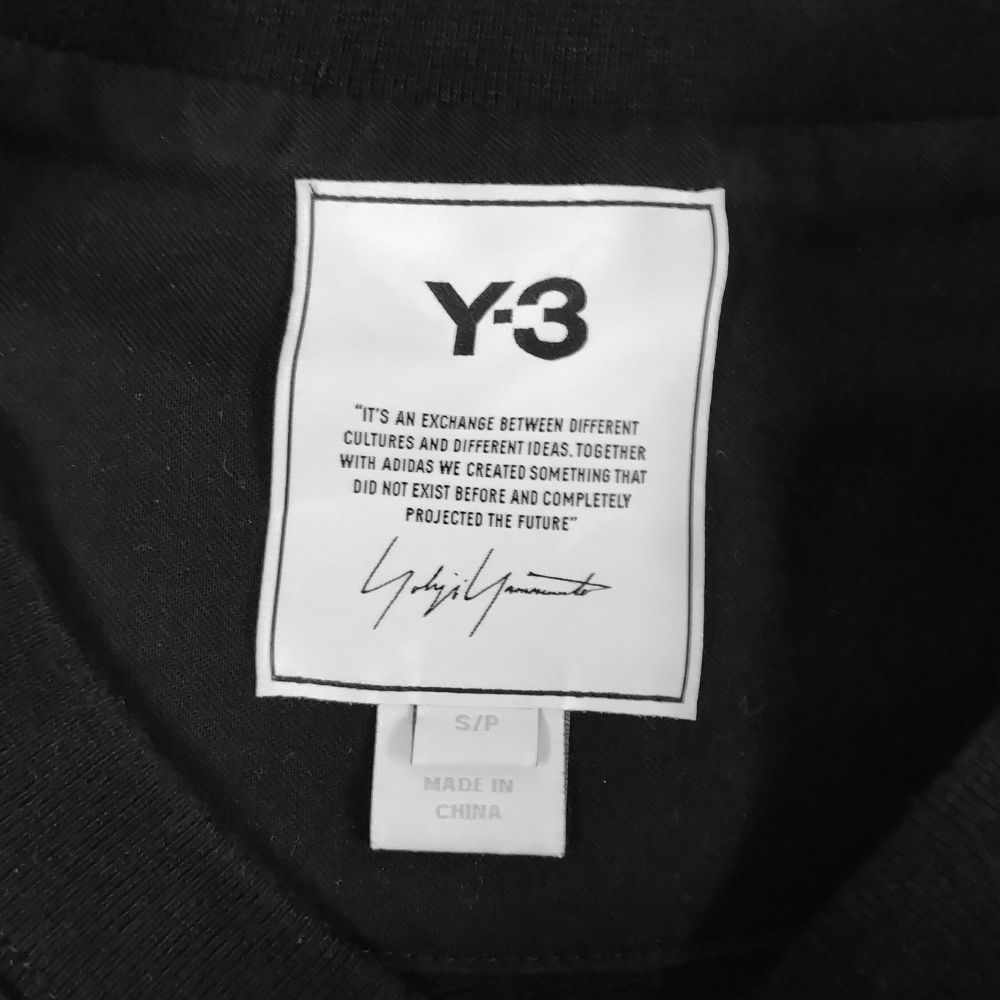 Y-3 ワイスリー 品番 GV4194 左胸 Y-3 ロゴ スウェット ブラック サイズ S 正規品 / 52718 Y-3 ワイスリー 品番 GV4194 左胸 Y-3 ロゴ スウェット ブラック
