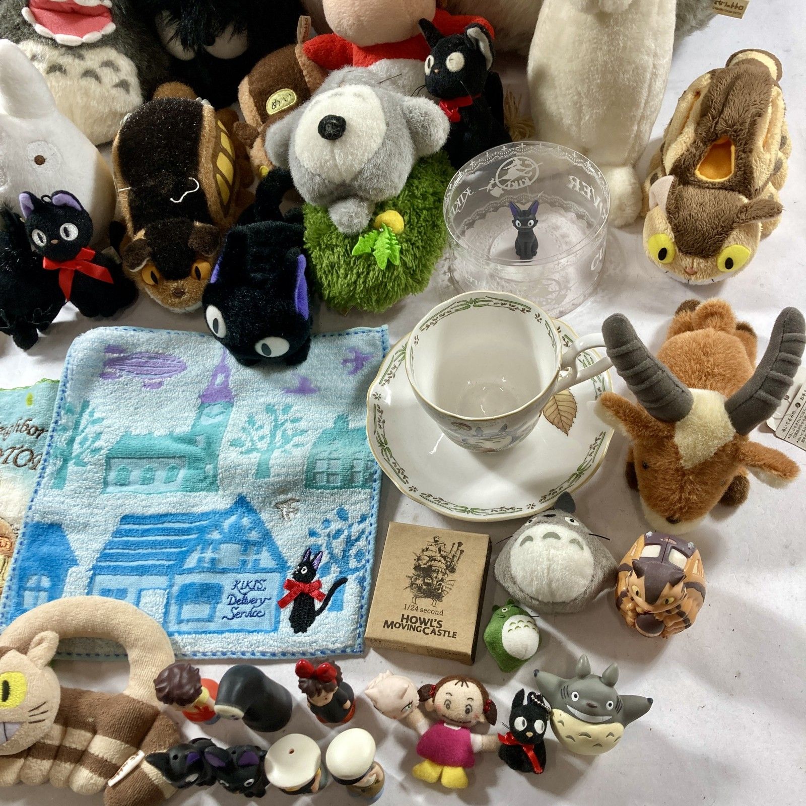 ［匿名配送］スタジオジブリ キャラクターグッズセット ☆ スタジオジブリ キャラクターグッズ 30点以上 まとめ トトロ 千と