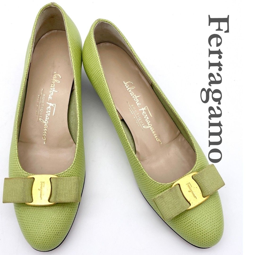 ■希少■ Ferragamo パンプス シボ革 ヴァラ ライトグリーン 1334A