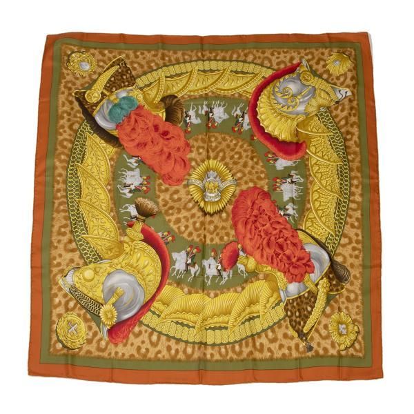 エルメスHERMES カレ90 CASQUES et PLUMETS 面貌のない兜 スカーフ