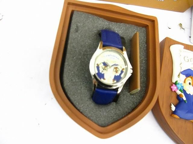 品 ディズニー チップとデール 2004 卒業 腕時計 130 300