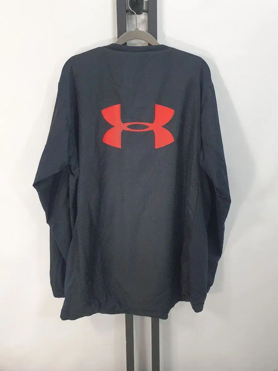 UNDER ARMOUR アンダーアーマー ウォームアップ Vネック ウィンドブレーカー ブラック XXL アンダーアーマー UNDER ARMOUR アンダーアーマー UNDER ARMOUR UA