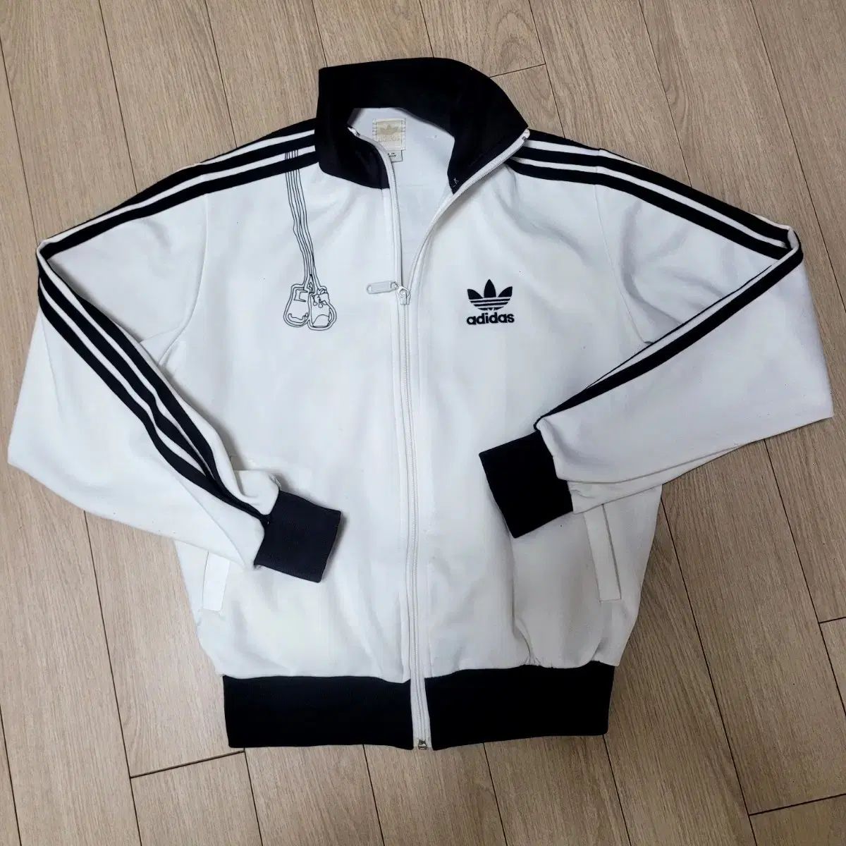 アディダス ムハンマドアリ トラックジャージ