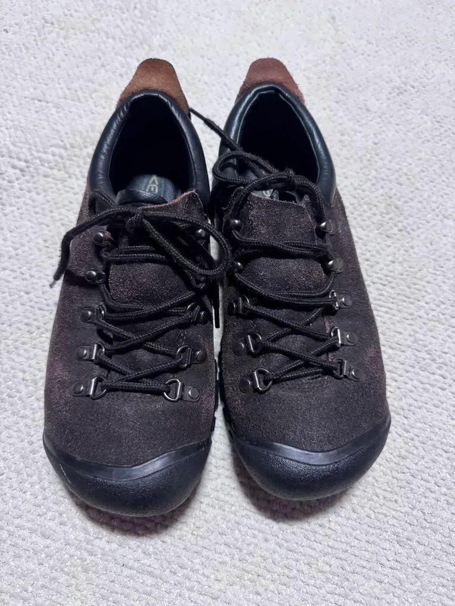 KEEN XT-0505 ハイキング ブラウン