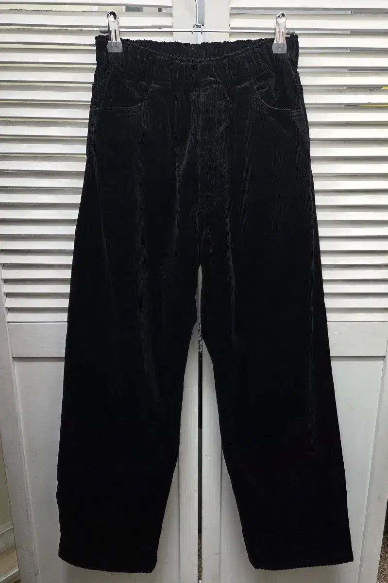 ダントン コーデュロイ イージー パンツ ブラック