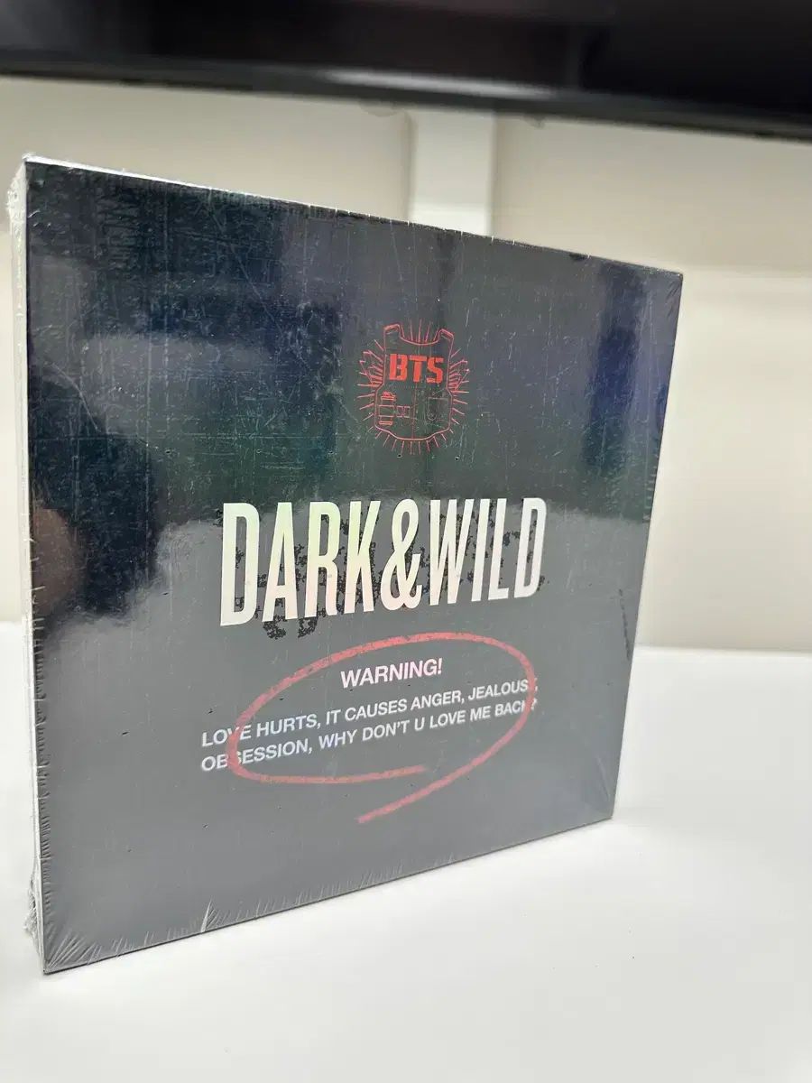 未開封 BTS DARK&WILD アルバム - メルカリ