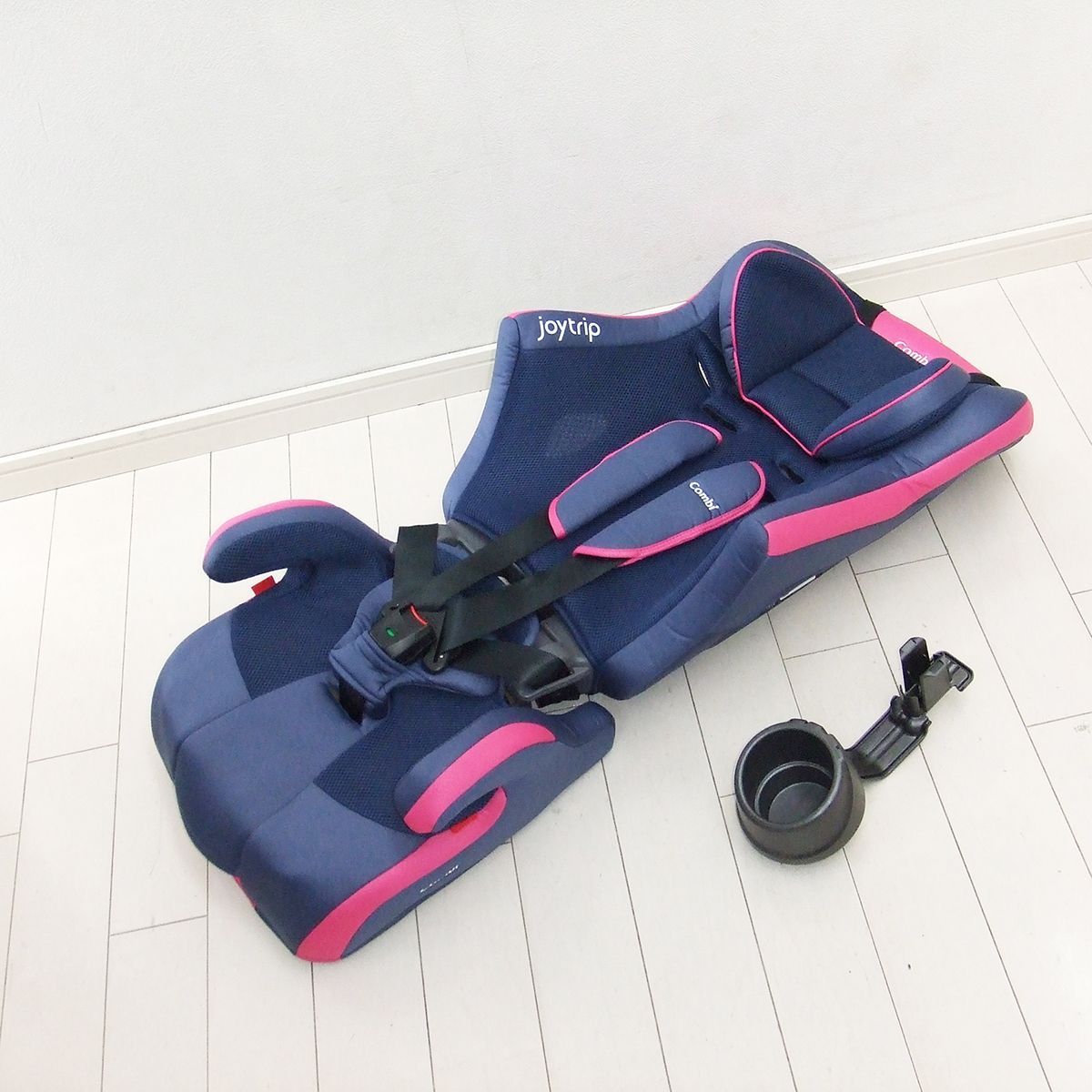  ジュニアシート コンビ combi ジョイトリップ エアスルー GZ 1歳から11歳 品 チャイルドシート C.一般 車用チャイルドシート チャイルドシート