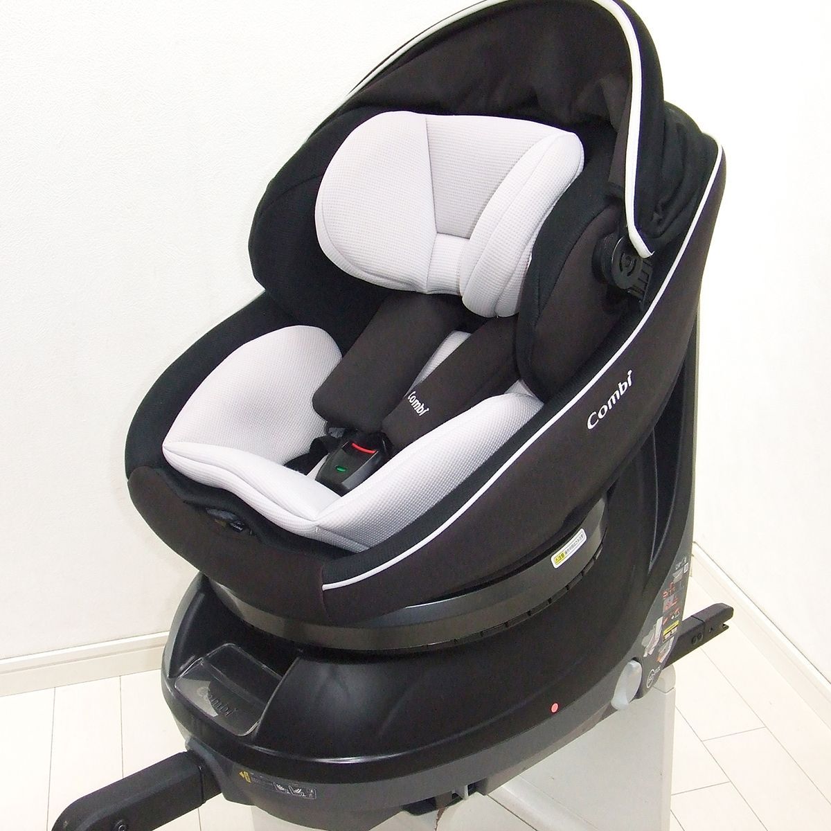 コンビ クルムーヴ