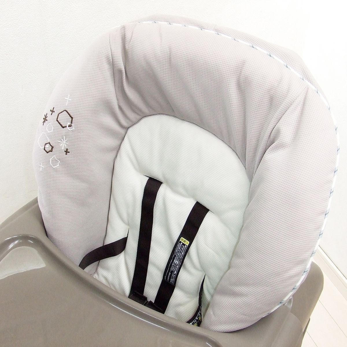  ハイローチェア 手動 コンビ ネムリラ ラック＆チェア combi 新生児から4歳 ハイロー C.一般 車用チャイルドシート チャイルドシート