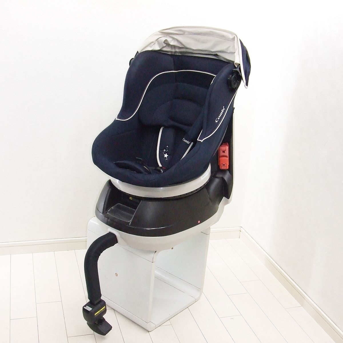 チャイルドシート コンビ