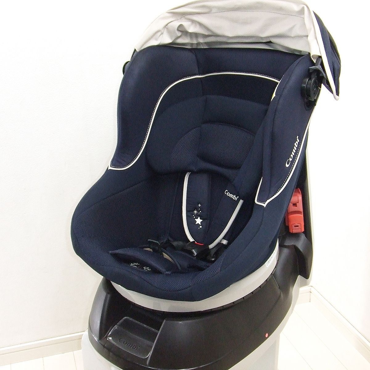  チャイルドシート コンビ クルムーヴ Simplight 新生児から4歳 combi シートベルト固定タイプ C.一般 車用チャイルドシート チャイルドシート