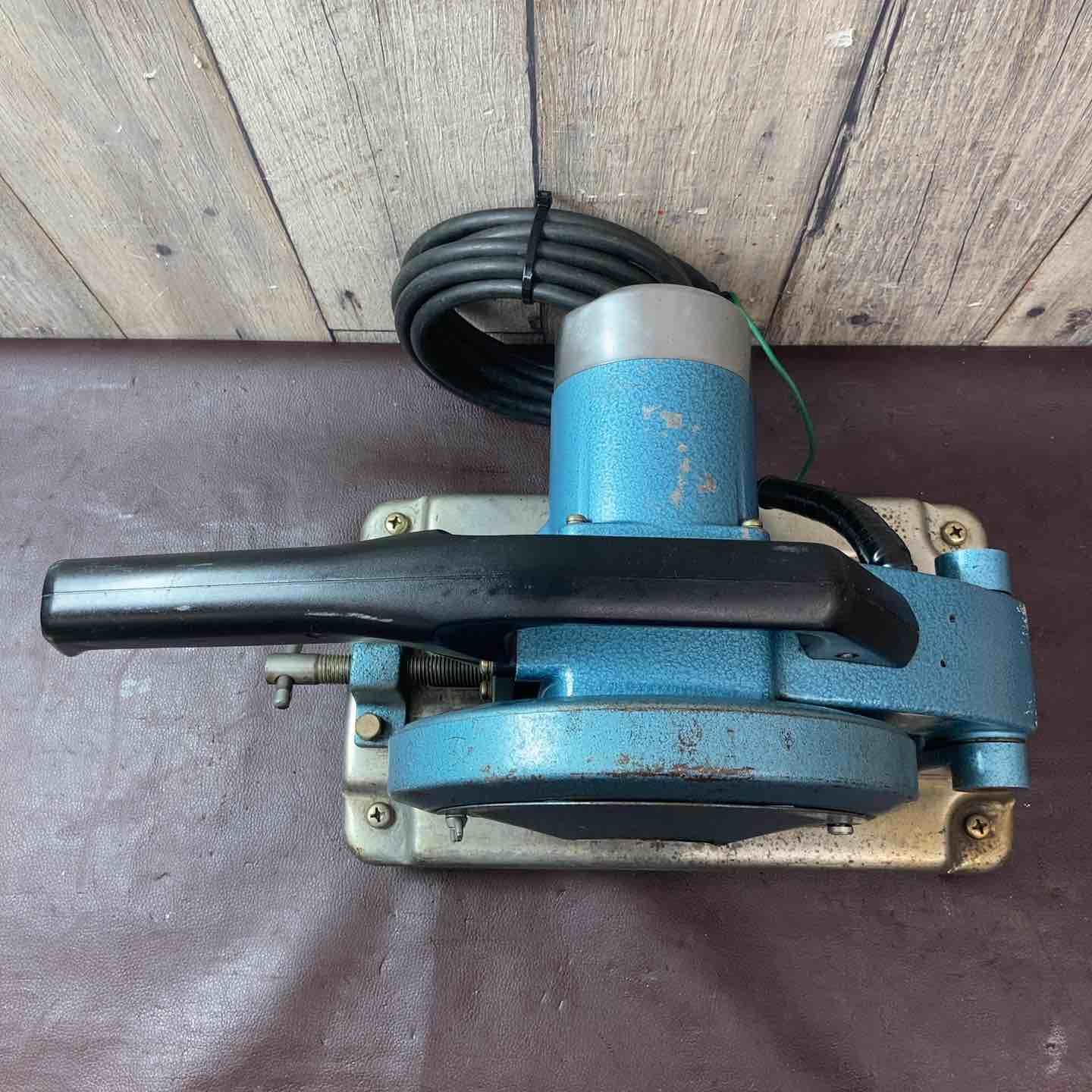 品 新ダイワ Shindaiwa 205 mm高速切断機 L 60 C ライトカッター 100ｖ