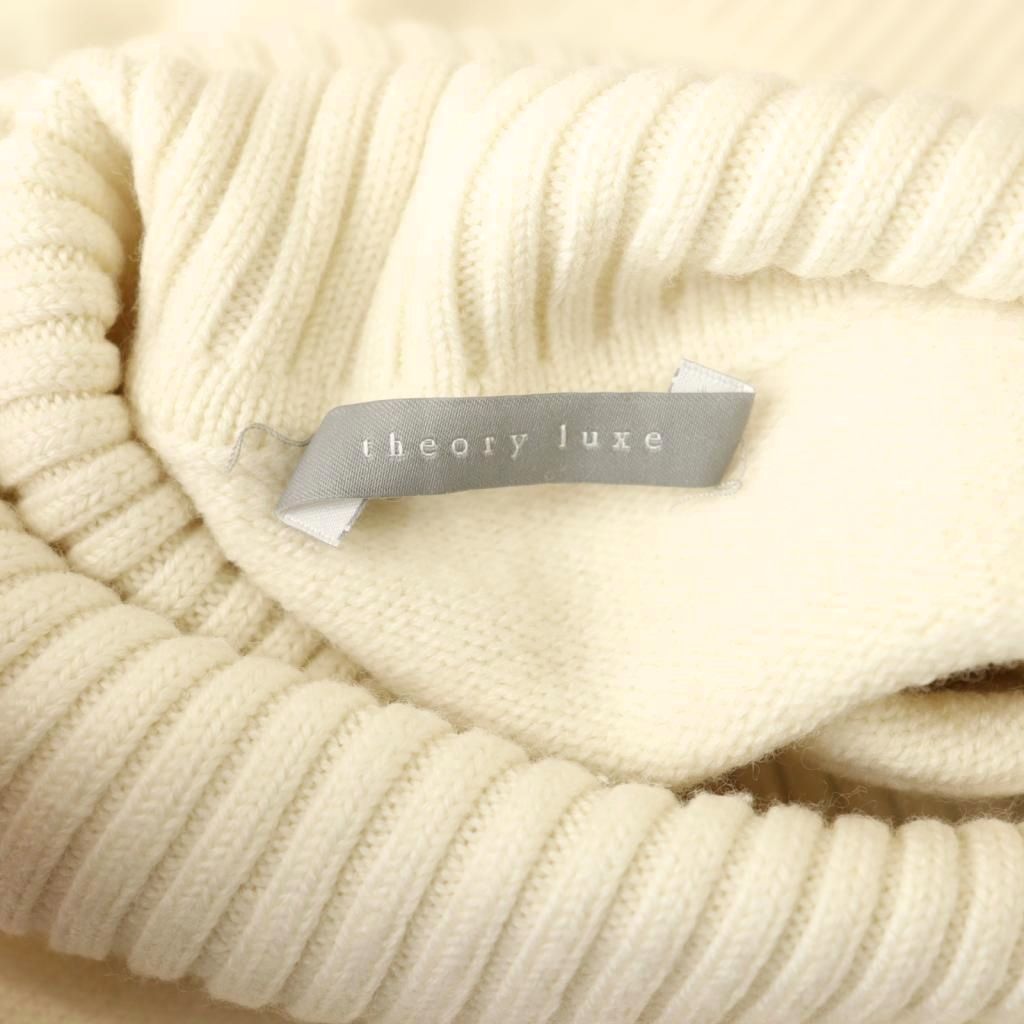 セオリーリュクス theory luxe Deneb Miluse タートルネックニット