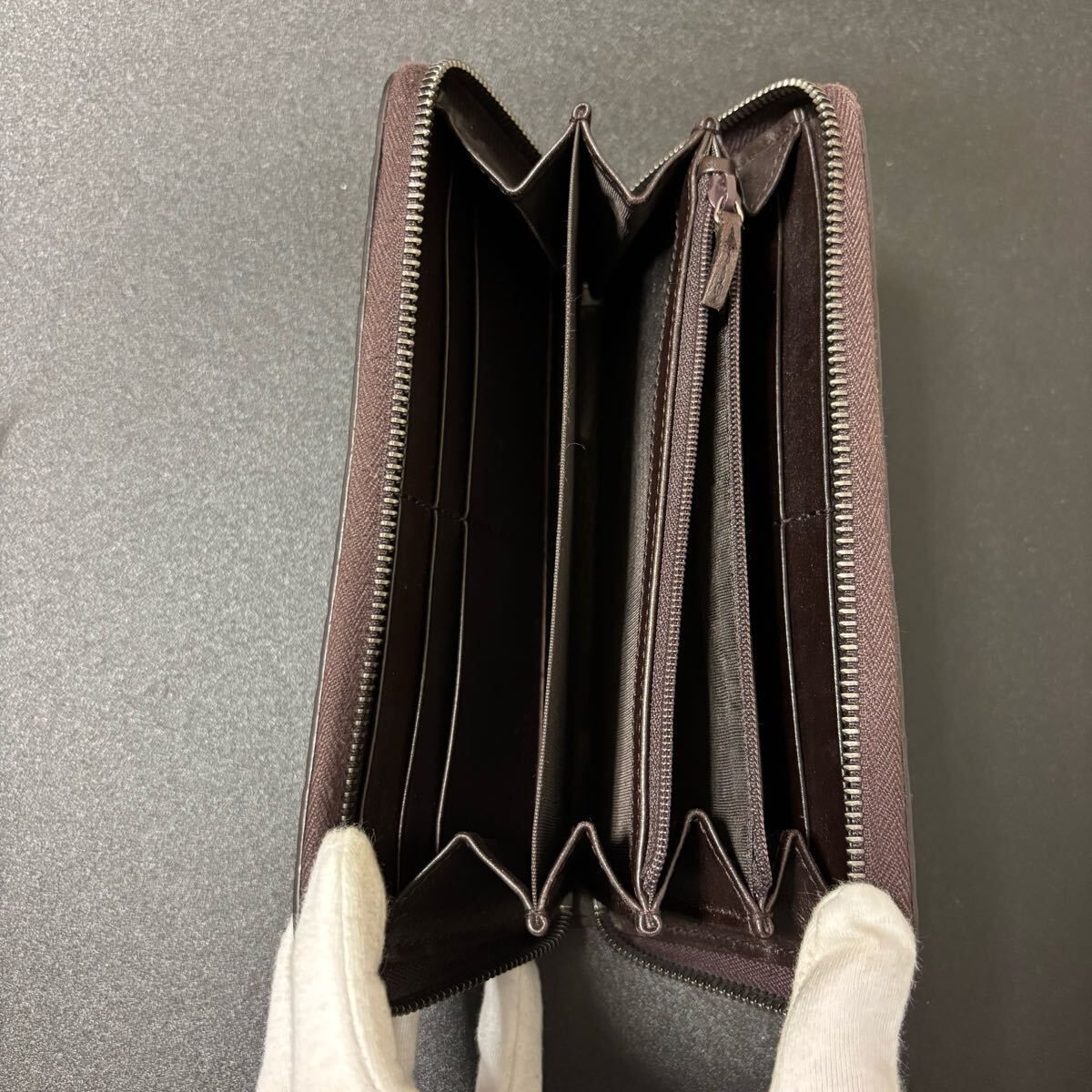 m2 GUCCI 長 財布 ジップ アラウンド ウォレット ラウンド ファスナー