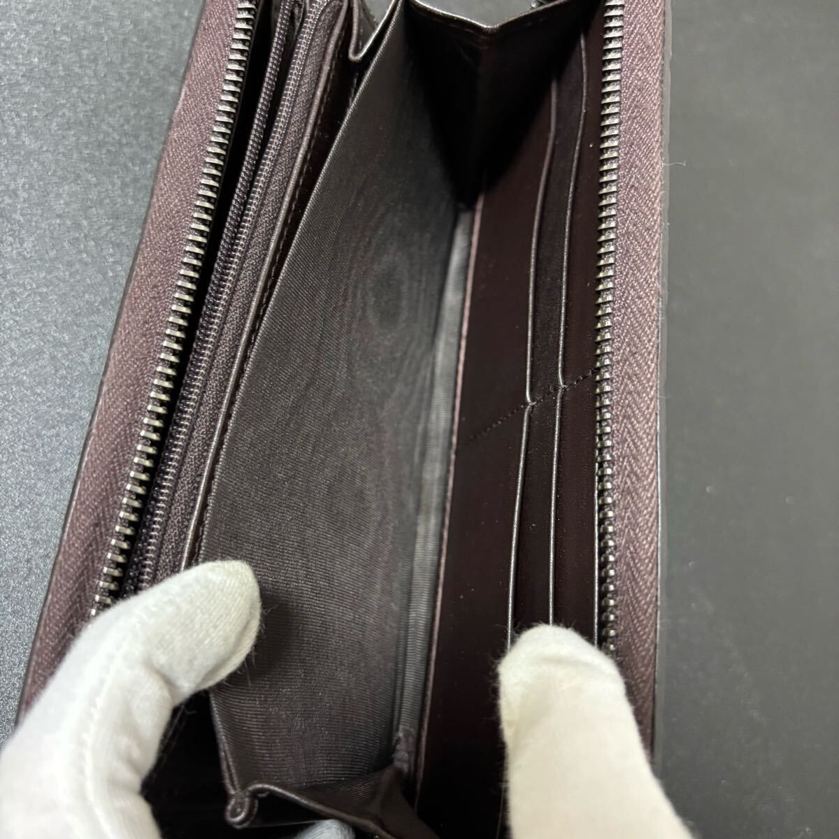 m2 GUCCI 長 財布 ジップ アラウンド ウォレット ラウンド ファスナー