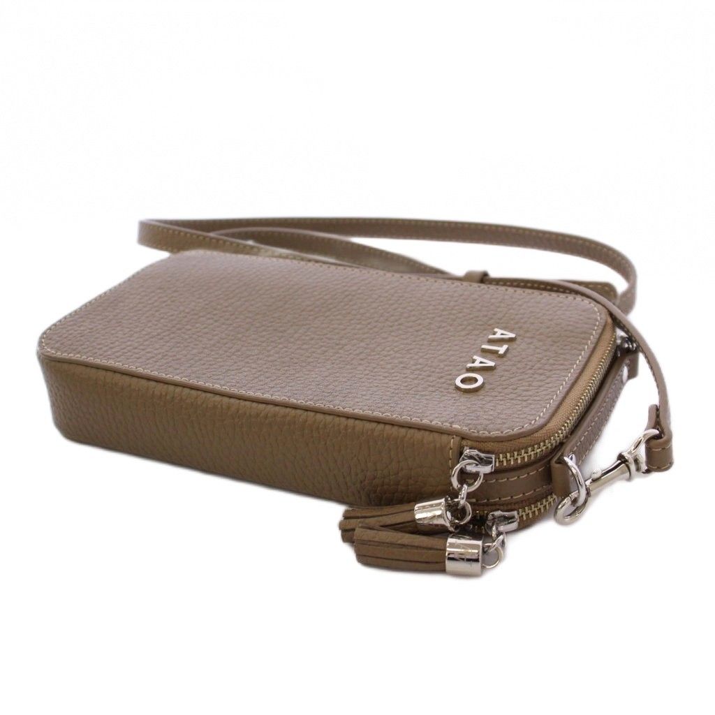 アタオ ATAO アミュレットケリー ショルダーバッグ レザー グレージュ