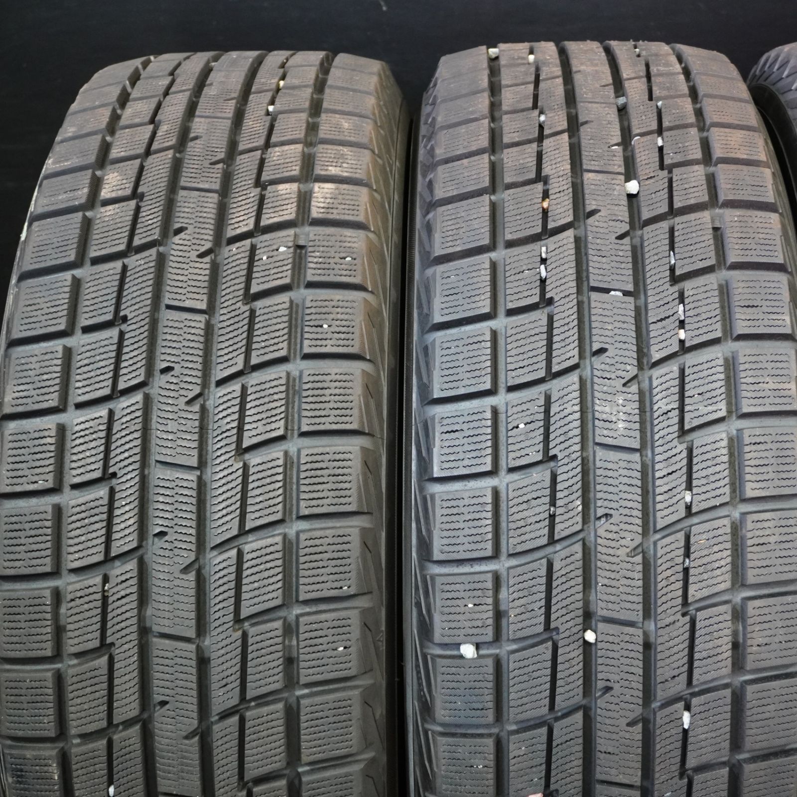 スタッドレス クラウン