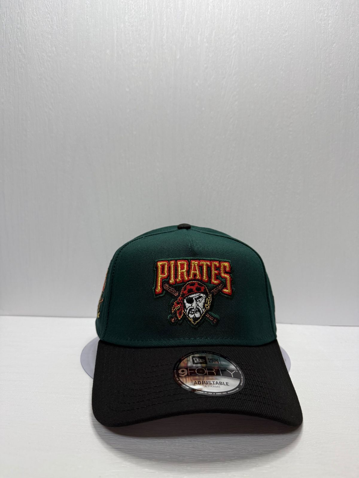 Newera ピッツバーグパイレーツ PNCパーク 9 forty A-FRAME スナップバックキャップ ツートン