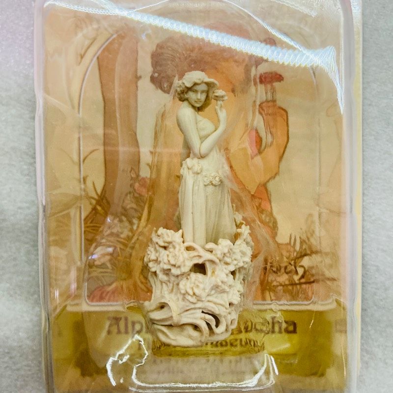 未使用品】【2個セット】TAKARA アルフォンス・ミュシャ フィギュア