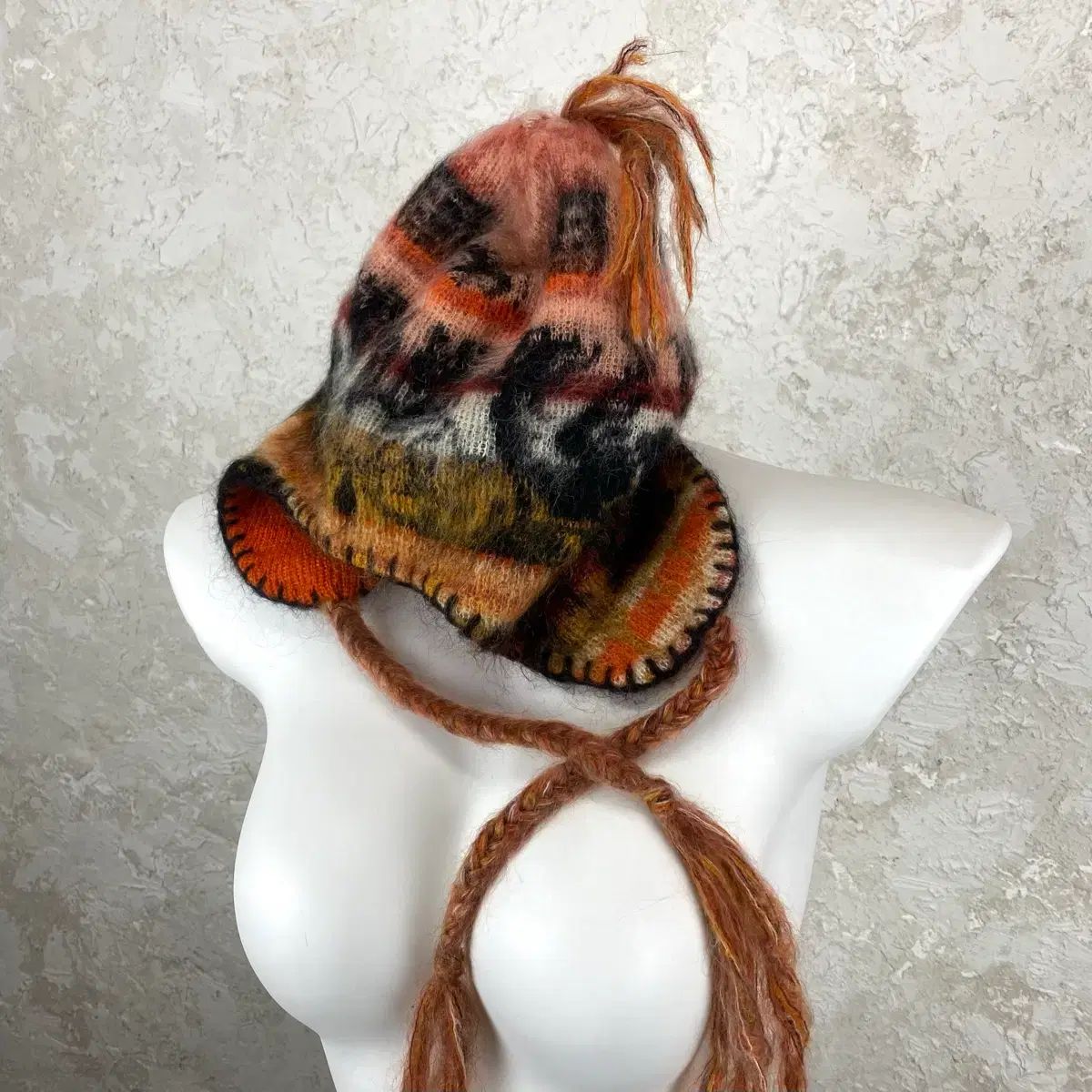 ヴィヴィアン ウエストウッド フリンジ イヤーフラップ ウール ビーニー