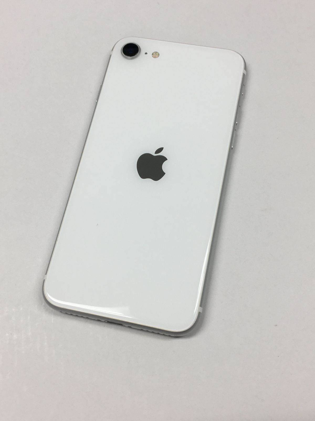 琥珀川様専用 SIMフリーiPhone SE(第2世代) 64GB レッド 【公式通販】