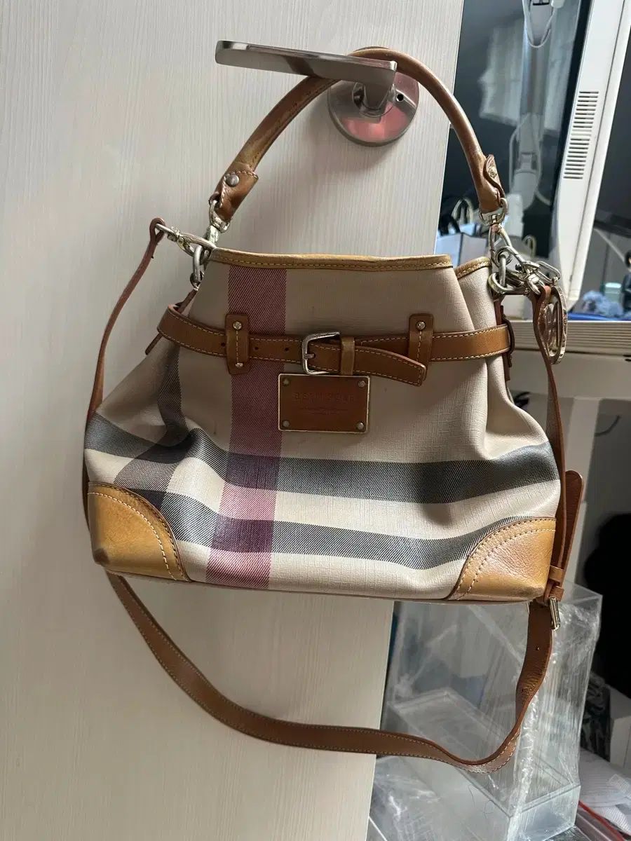 朝日山 純米酒 720ml と 妙高 旨口四段 720mlと越乃寒梅 灑 純米吟醸