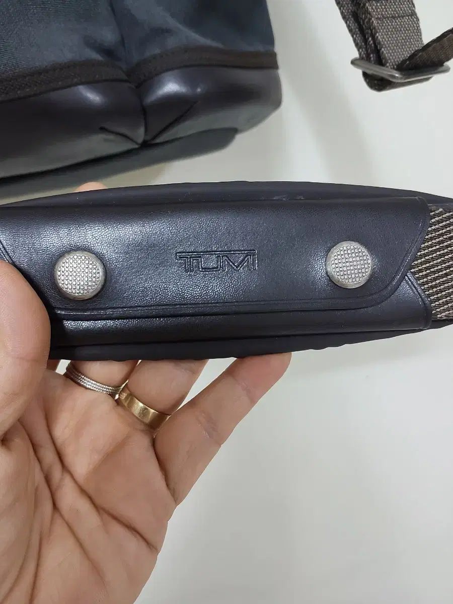 TUMI トゥミ 書類 バッグ クロスバック