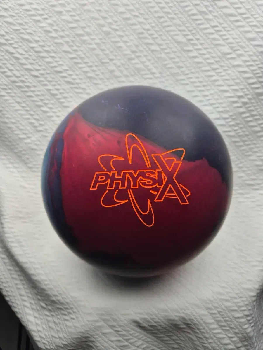 フィジーク 初 リリースモデル ボーリング