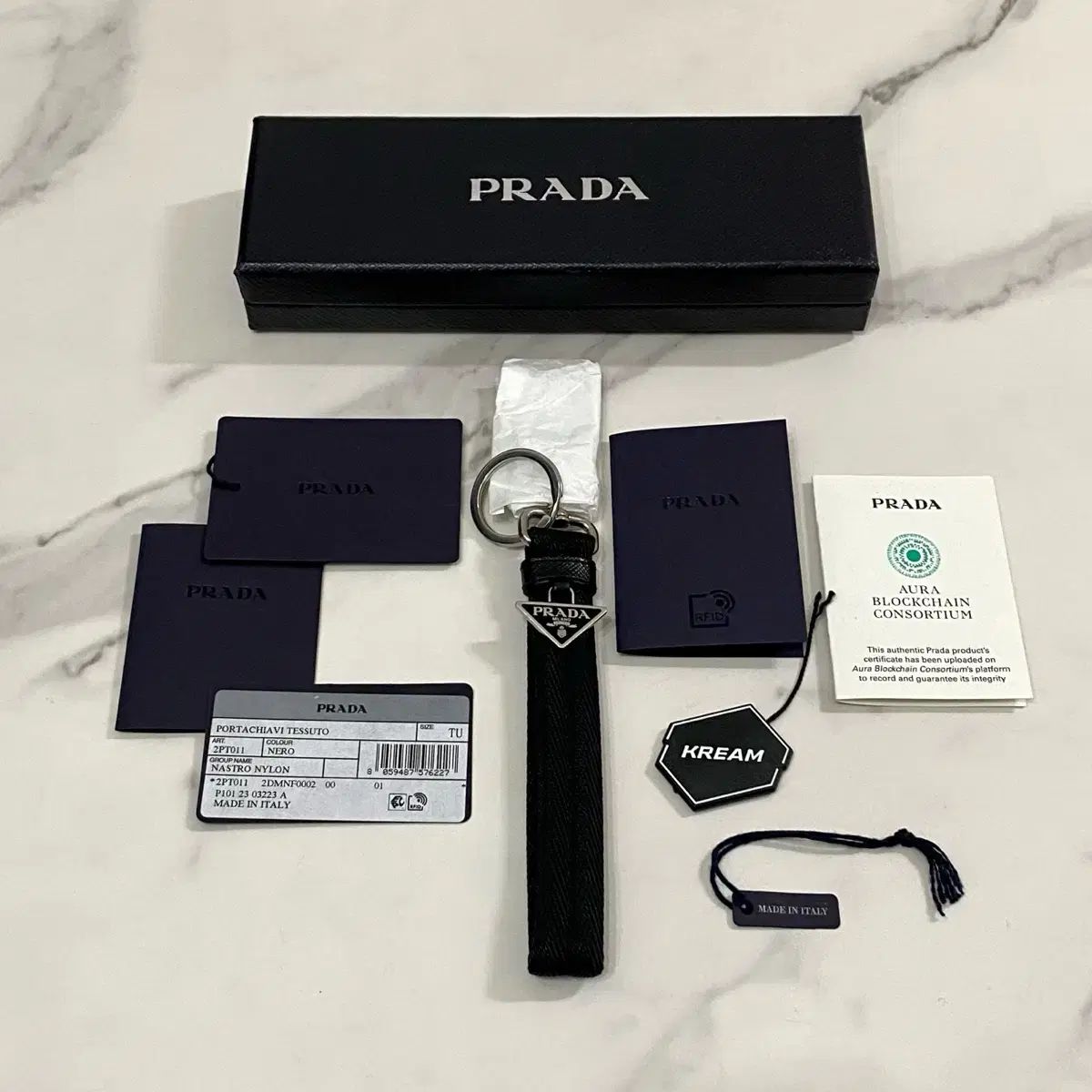 PRADA プラダ ウーブン トライアングル ロゴ キーチェーン メンズ キーホルダー ブラック 2 PT 011