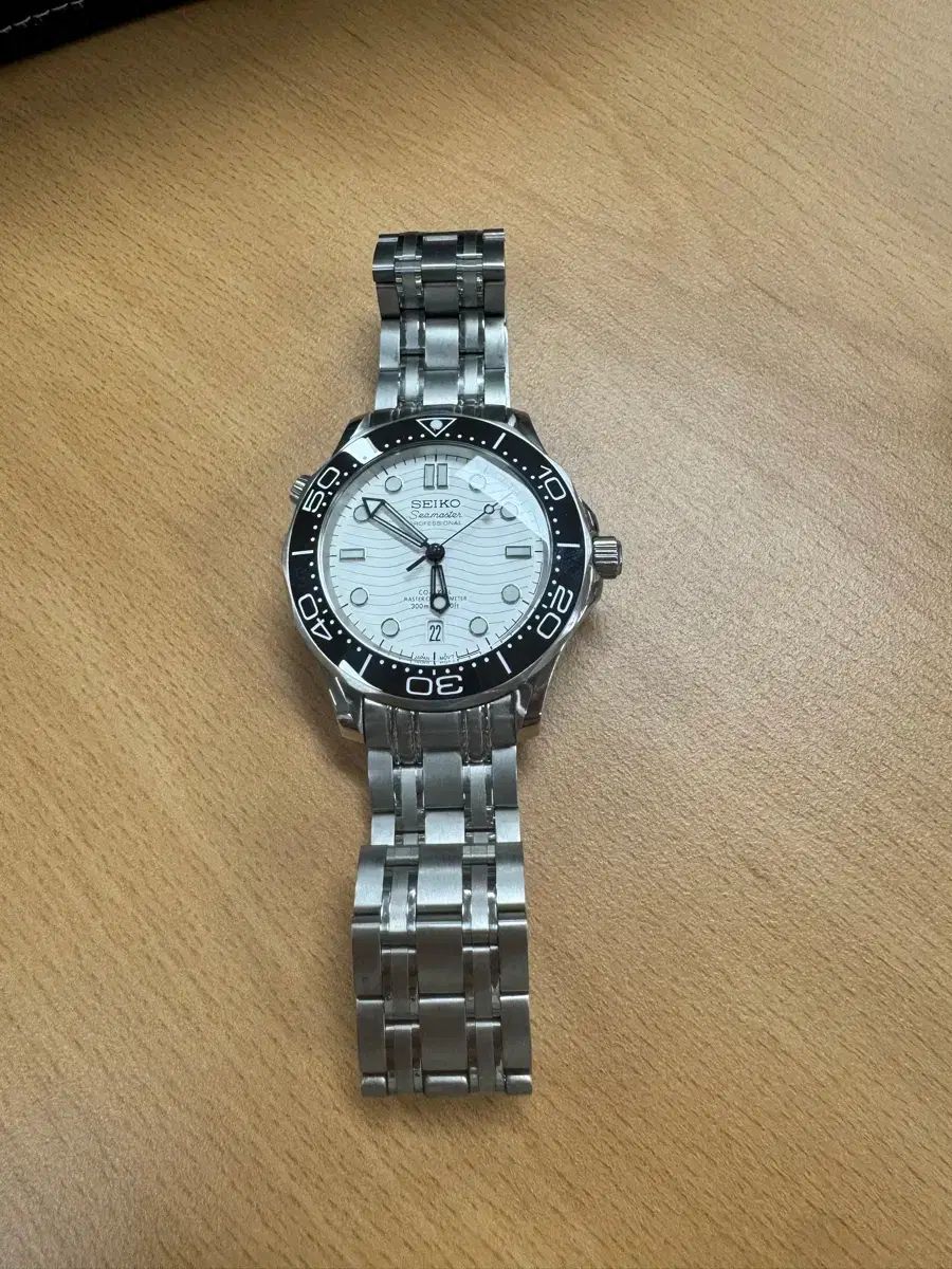  オメガ シーマスター 300m SEIKO Glitch Mode ストレスフリー 自動巻き時計 腕時計(アナログ)