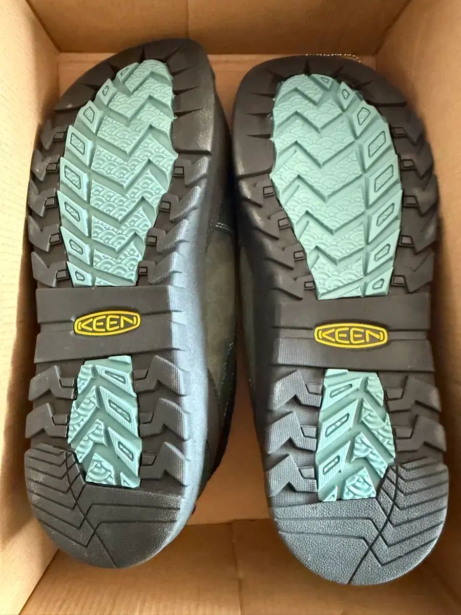  キーン イーストローグ ジャスパー 275 登山靴 トレッキングシューズ アウトドアシューズ