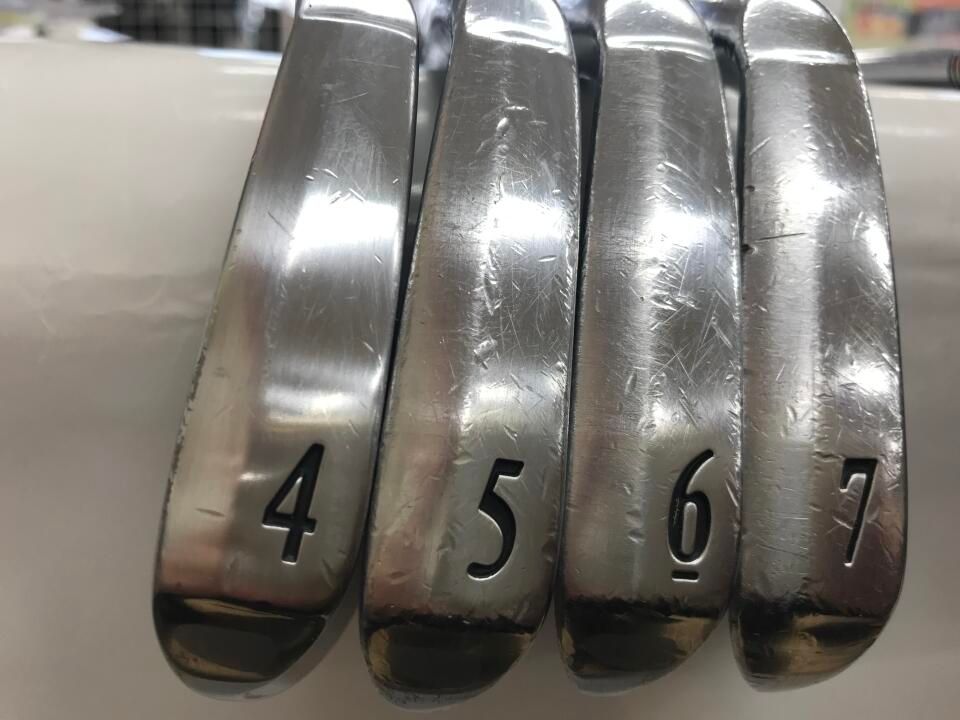 ダンロップ スリクソン Z 945 ﾀﾞｲﾅﾐｯｸｺﾞｰﾙﾄﾞ ﾂｱｰｲｼｭｰ ﾃﾞｻﾞｲﾝﾁｭｰﾆﾝｸﾞ S 200フレックス アイアンセット