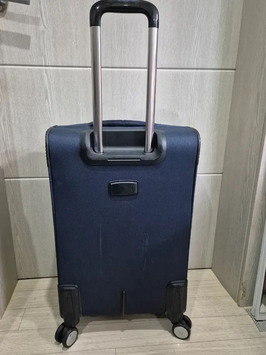 26インチ サムジ 旅行用キャリー