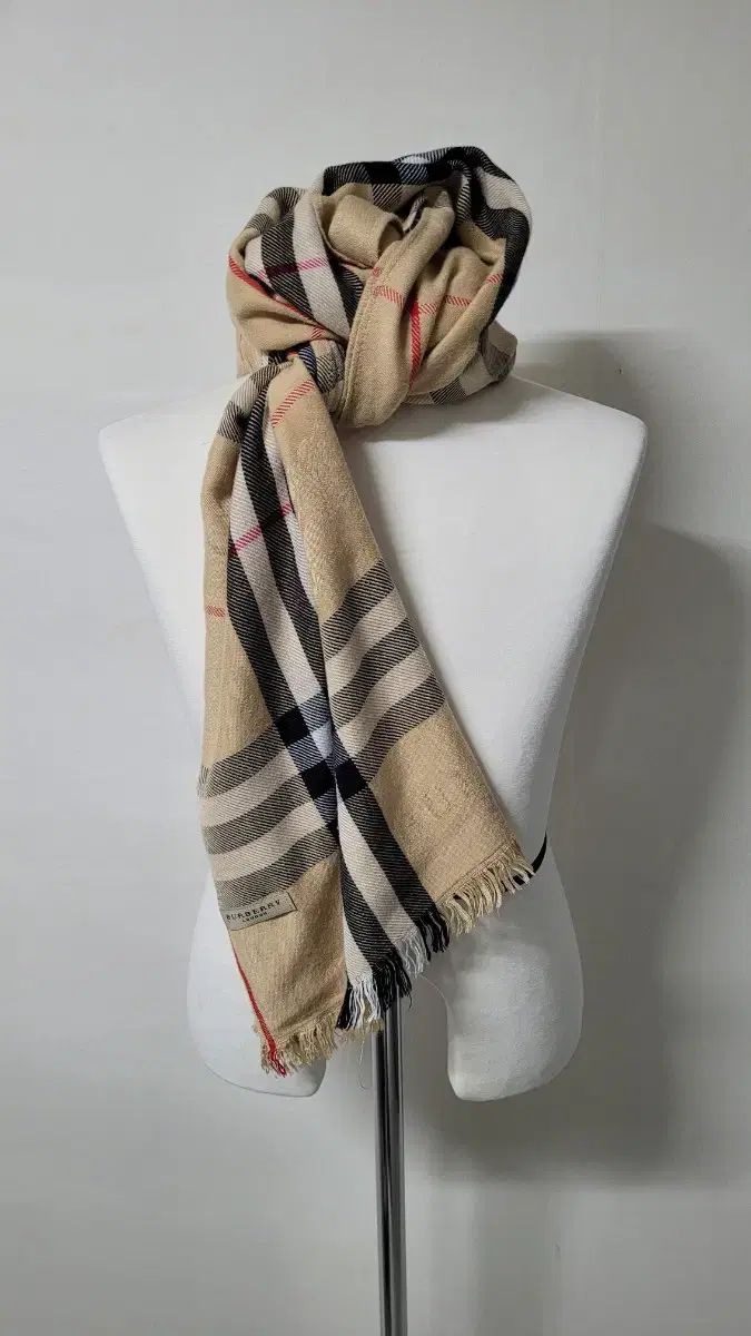 BURBERRYバーバリーLONDONロンドン ライトベージュ ノヴァチェック マフラー|ショール
