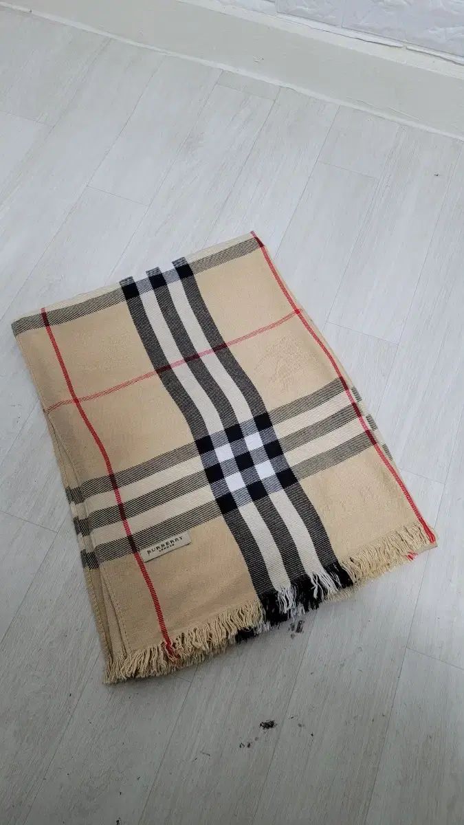  BURBERRYバーバリーLONDONロンドン ライトベージュ ノヴァチェック マフラー ショール マフラー 小物