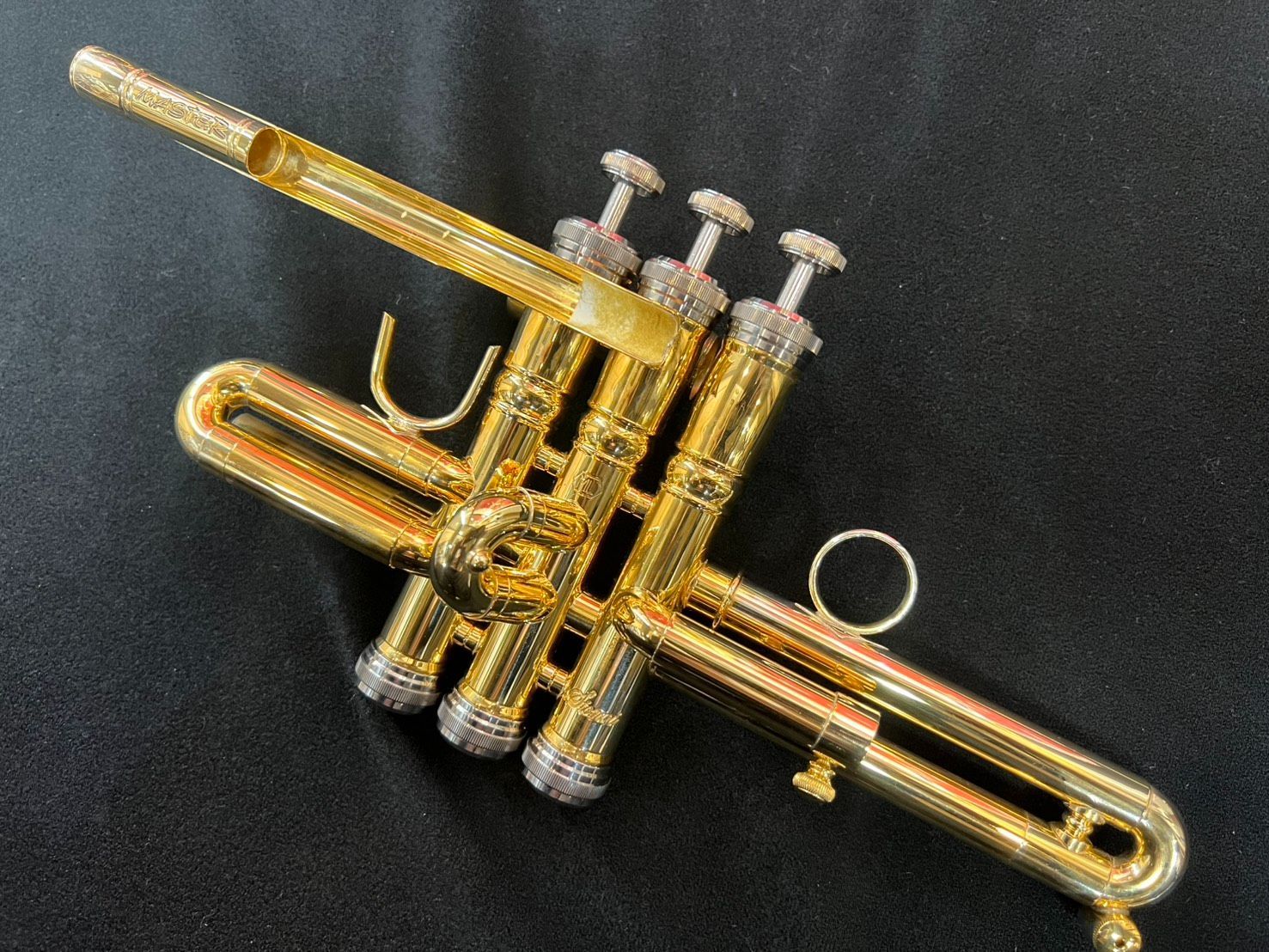 ストンビStomvi トランペット マスター titanium GP【服部管楽器