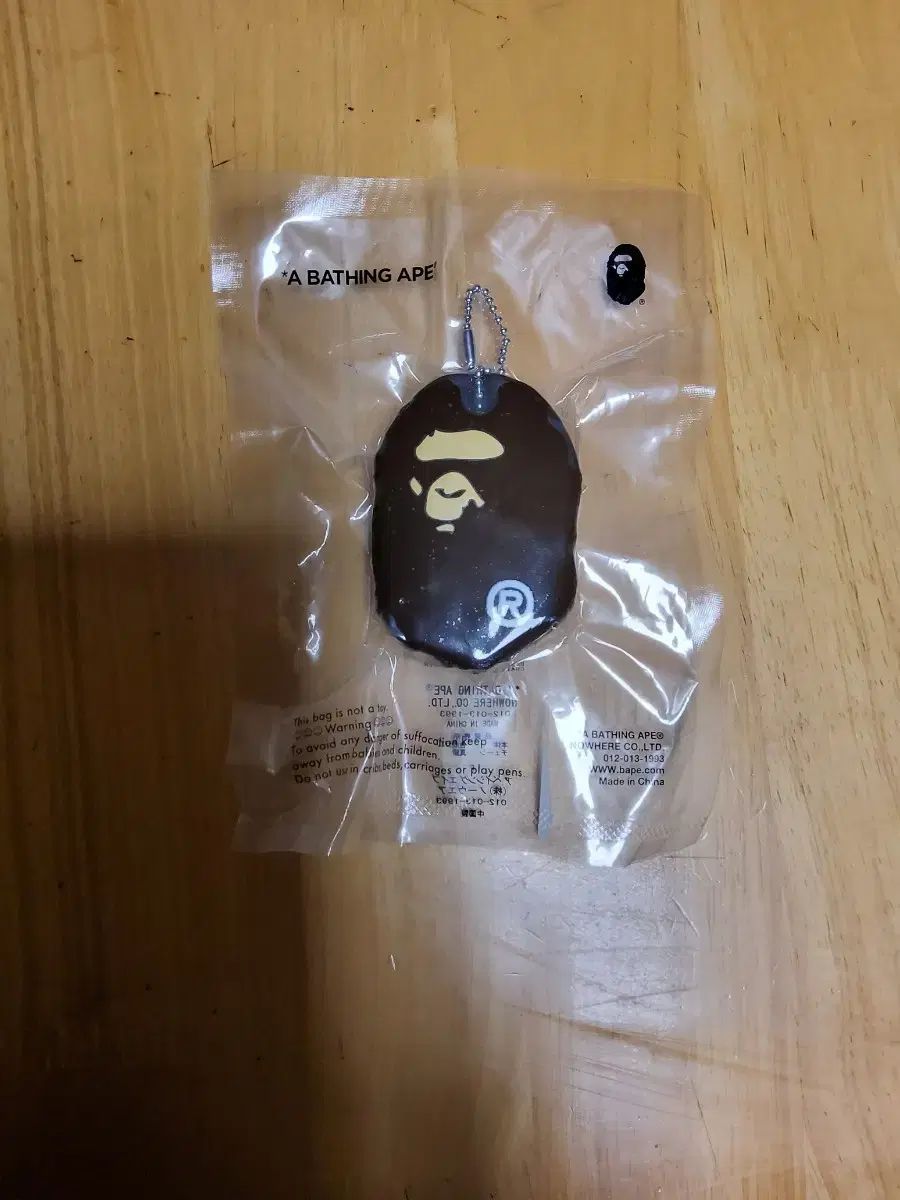 アベイシングエイプ APE HEAD キーチェーン キーホルダー