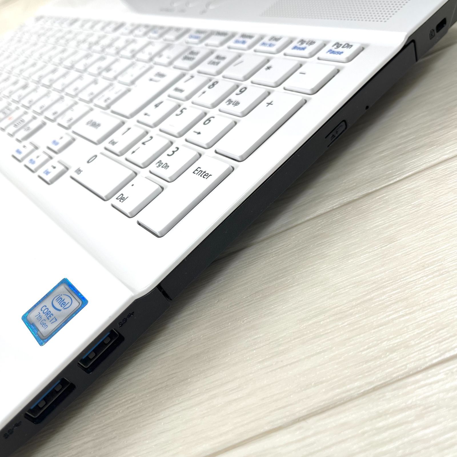 NEC LAVIE 第7世代 i7 新品SSD512GB メモリ16 ノートパソコン オフィス