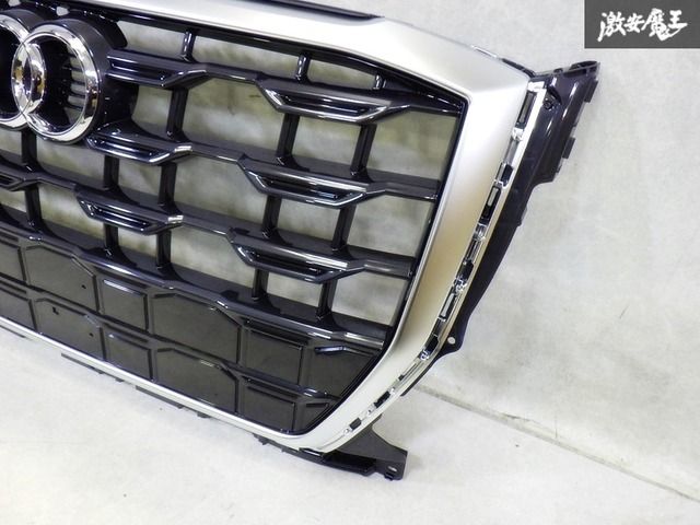 ☆破損なし 即発送☆ Audi アウディ純正 GADPC 81A Q2 フロントグリル