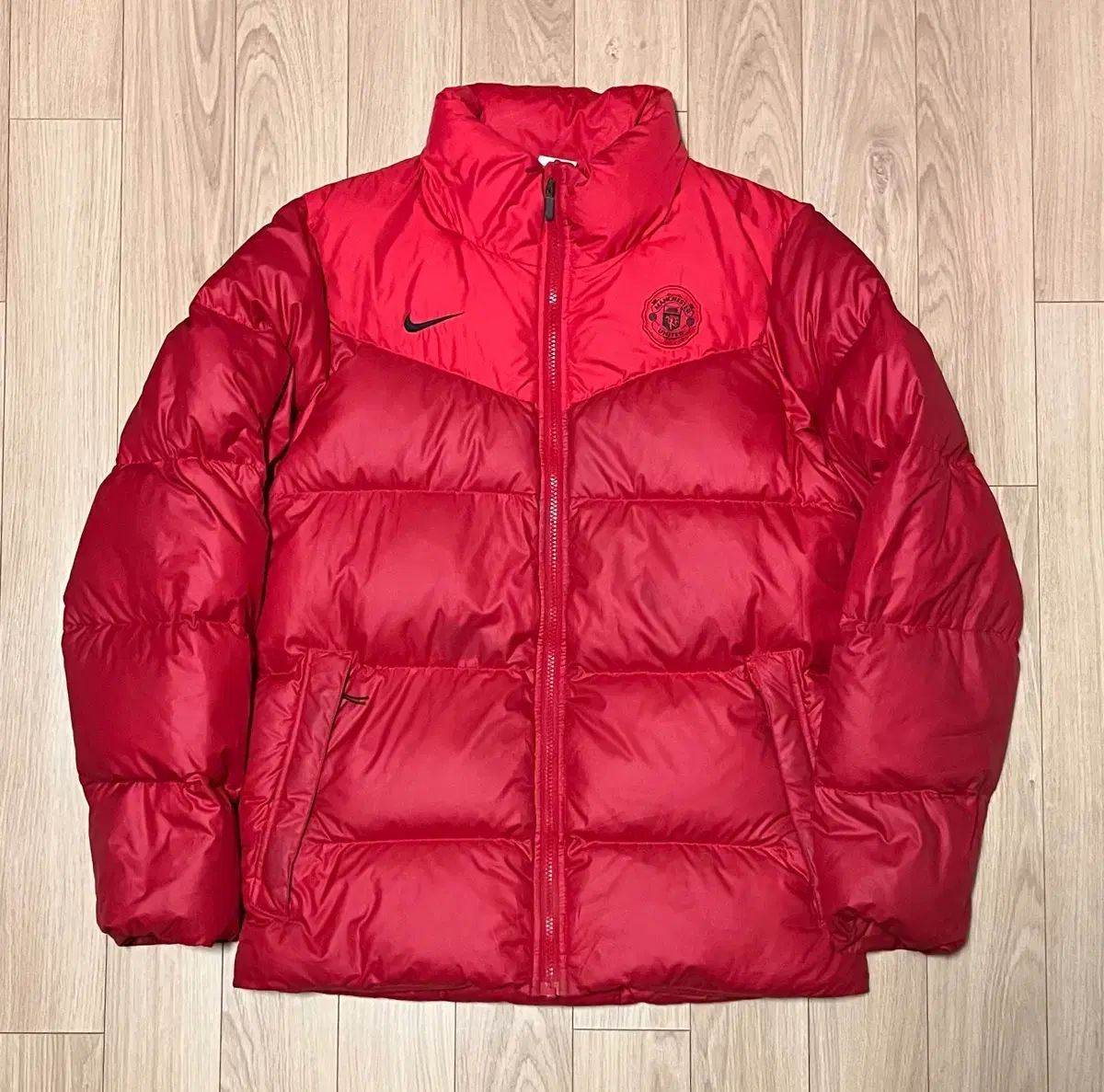 ナイキ マンチェスター・ユナイテッドFC ダックダウン ダウン S