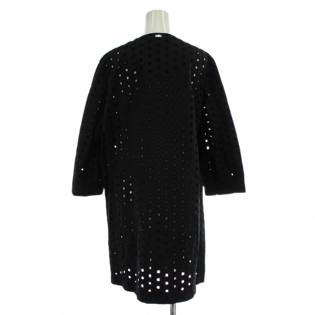 ヘルノ HERNO ノーカラージャケット カットアウト 刺繍 ジップアップ