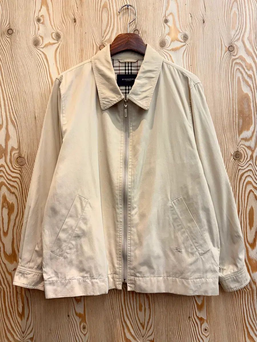 バーバリー スイングトップ ジャケット